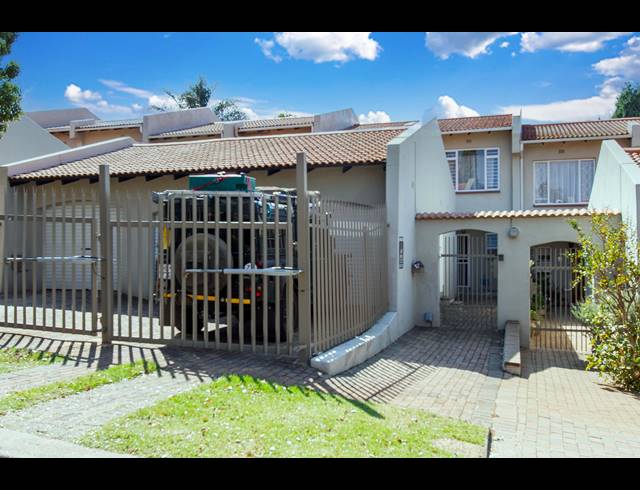 3 BEDROOM TOWNHOUSE RENTED IN FAIRLAND